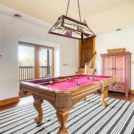 Pine Needle By Avantstay Log Cabin W Gorgeous Views Hot Tub Patio Pool Table Gatlinburg Exterior photo
