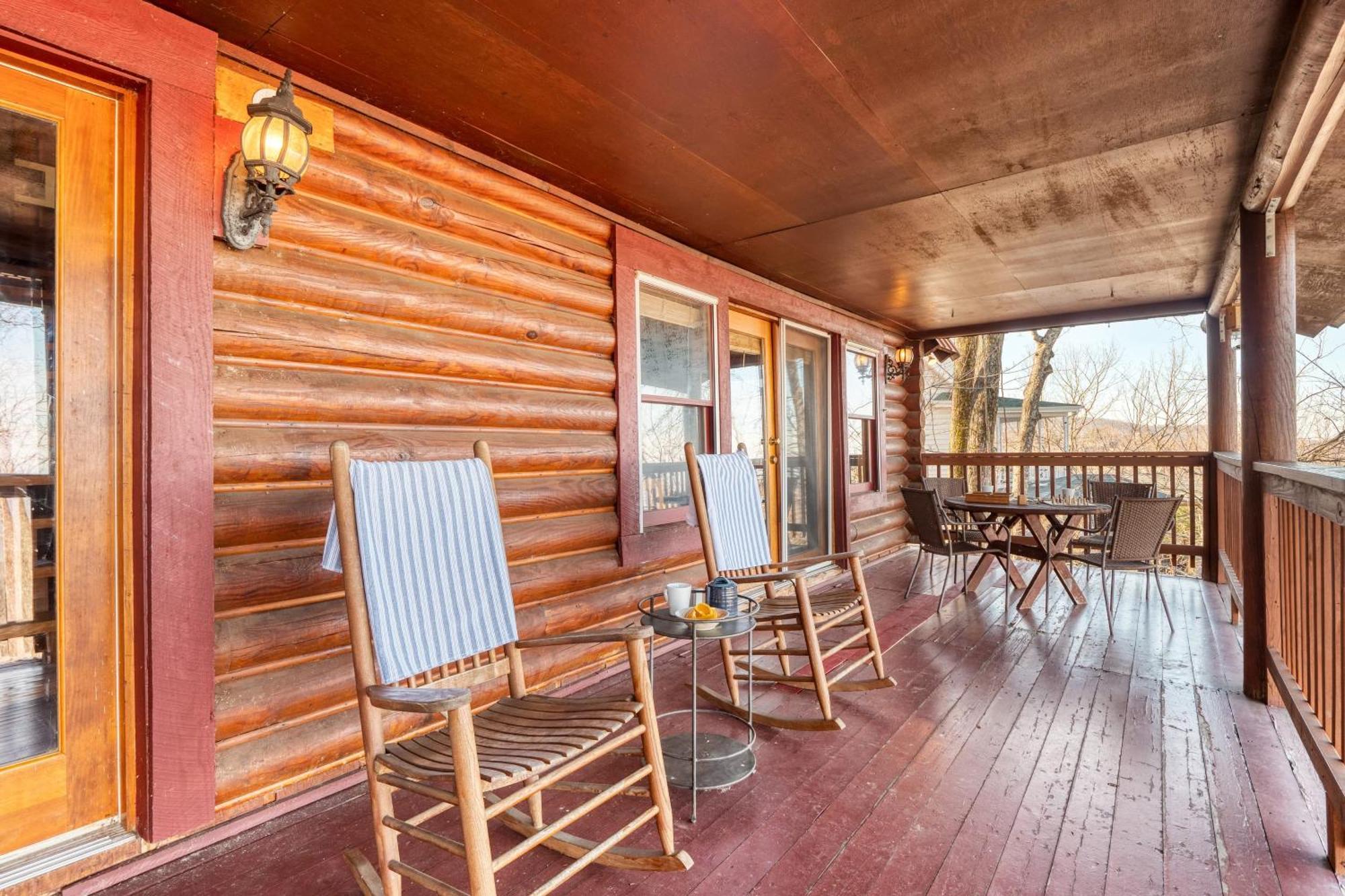 Pine Needle By Avantstay Log W Gorgeous Views Hot Tub Patio Pool Table Hébergement de vacances Gatlinburg